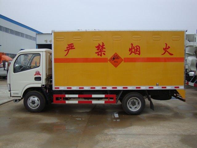 西林危险品运输